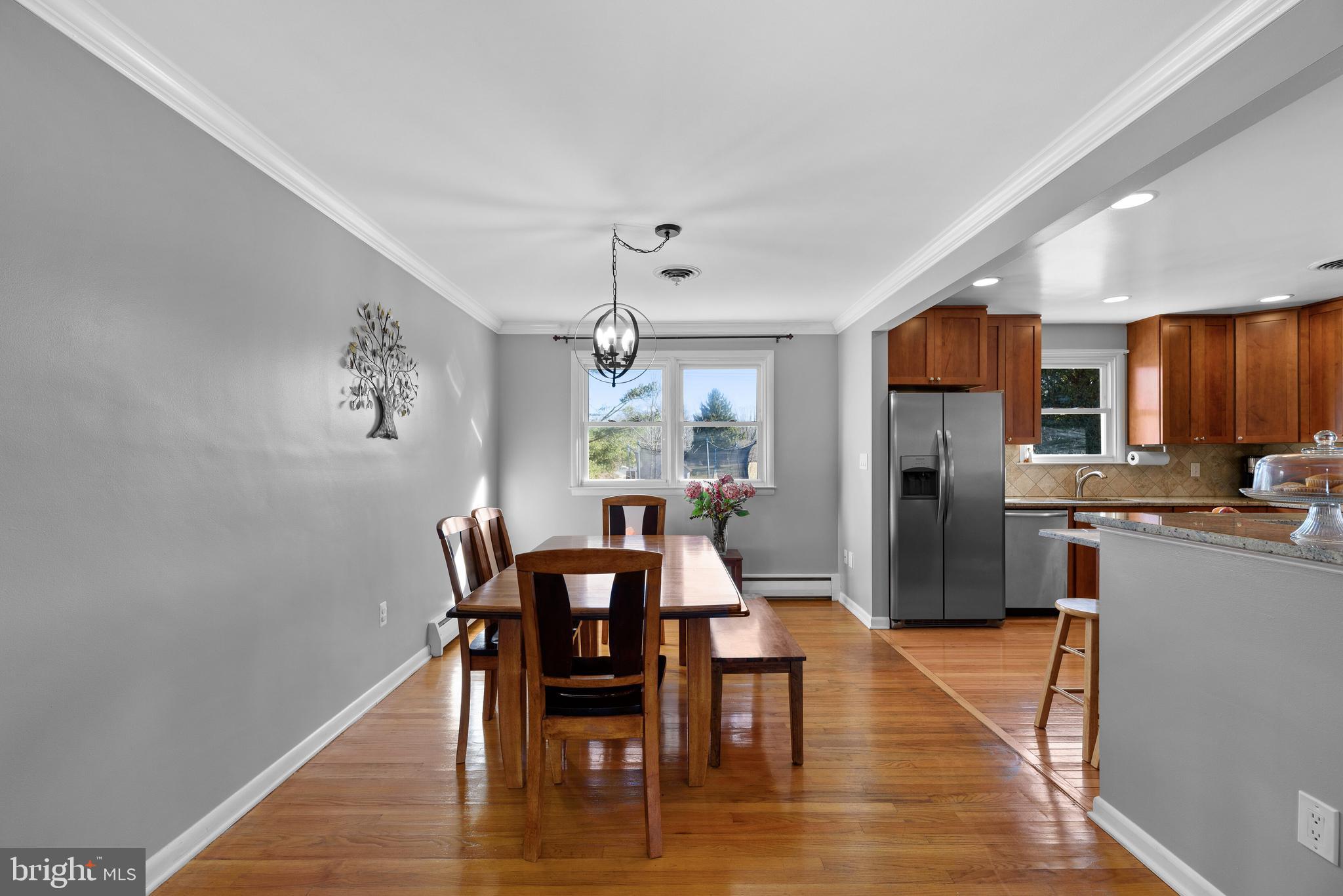 9889 Postwick Road Ellicott City, MD 21042 - Photo 7 of 32 Dining Room