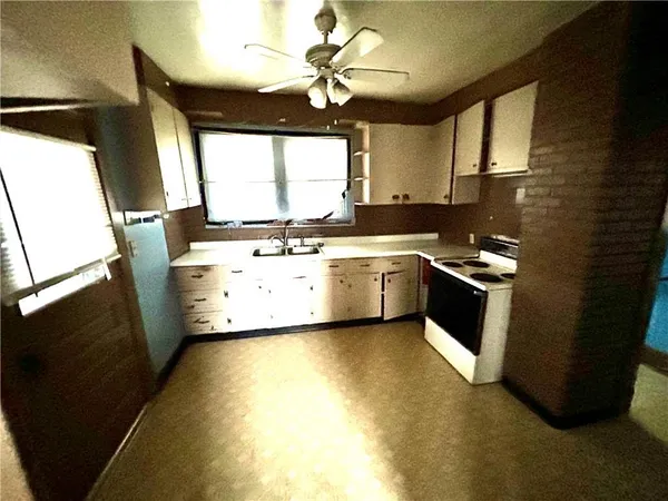 $59,000 | 137 South 9th Street, Connellsville, PA 15425