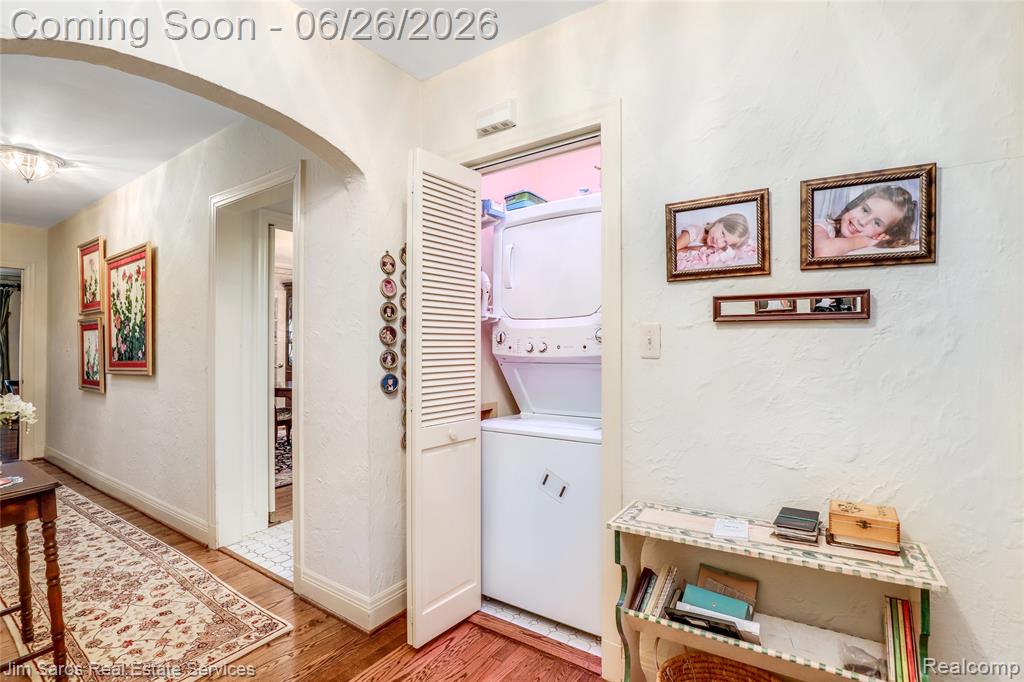 764 Harcourt Road Grosse Pointe Park, MI 48230 - Photo 12 of 42