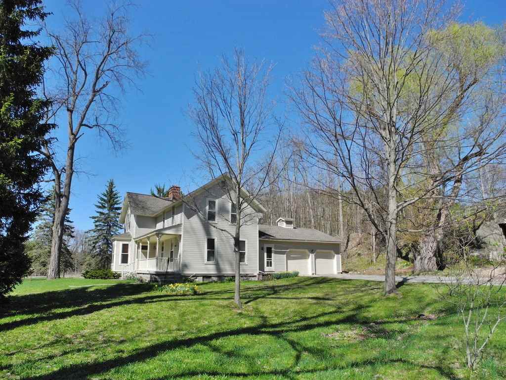 2253 South Richter Road Suttons Bay, MI 49682 - Photo 5 of 35 1844764-4.JPG