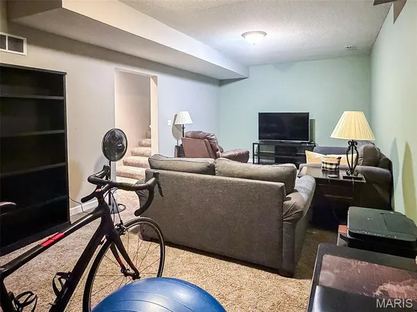 $245,000 | 747 Michael Street, O'Fallon, IL 62269