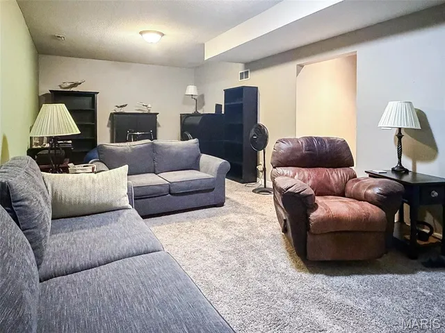 $245,000 | 747 Michael Street, O'Fallon, IL 62269