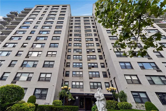 $440,000 | 1360 Ocean Parkway, Unit 12H | Ocean Parkway