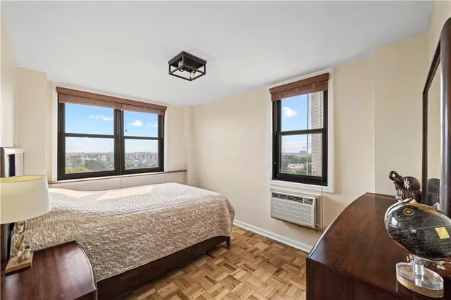 $440,000 | 1360 Ocean Parkway, Unit 12H | Ocean Parkway