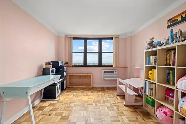 $440,000 | 1360 Ocean Parkway, Unit 12H | Ocean Parkway