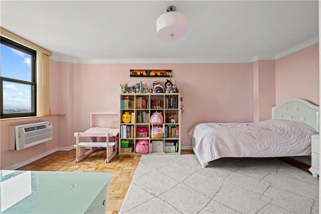 $440,000 | 1360 Ocean Parkway, Unit 12H | Ocean Parkway