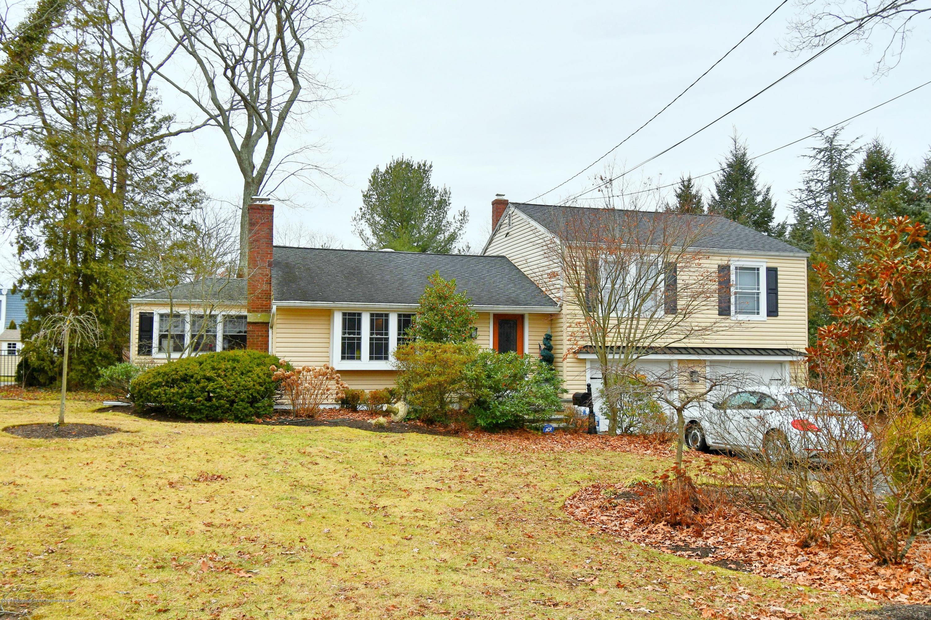 649 Oceanview Road Brielle, NJ 08730 - Photo 1 of 8 649 Oceanview front