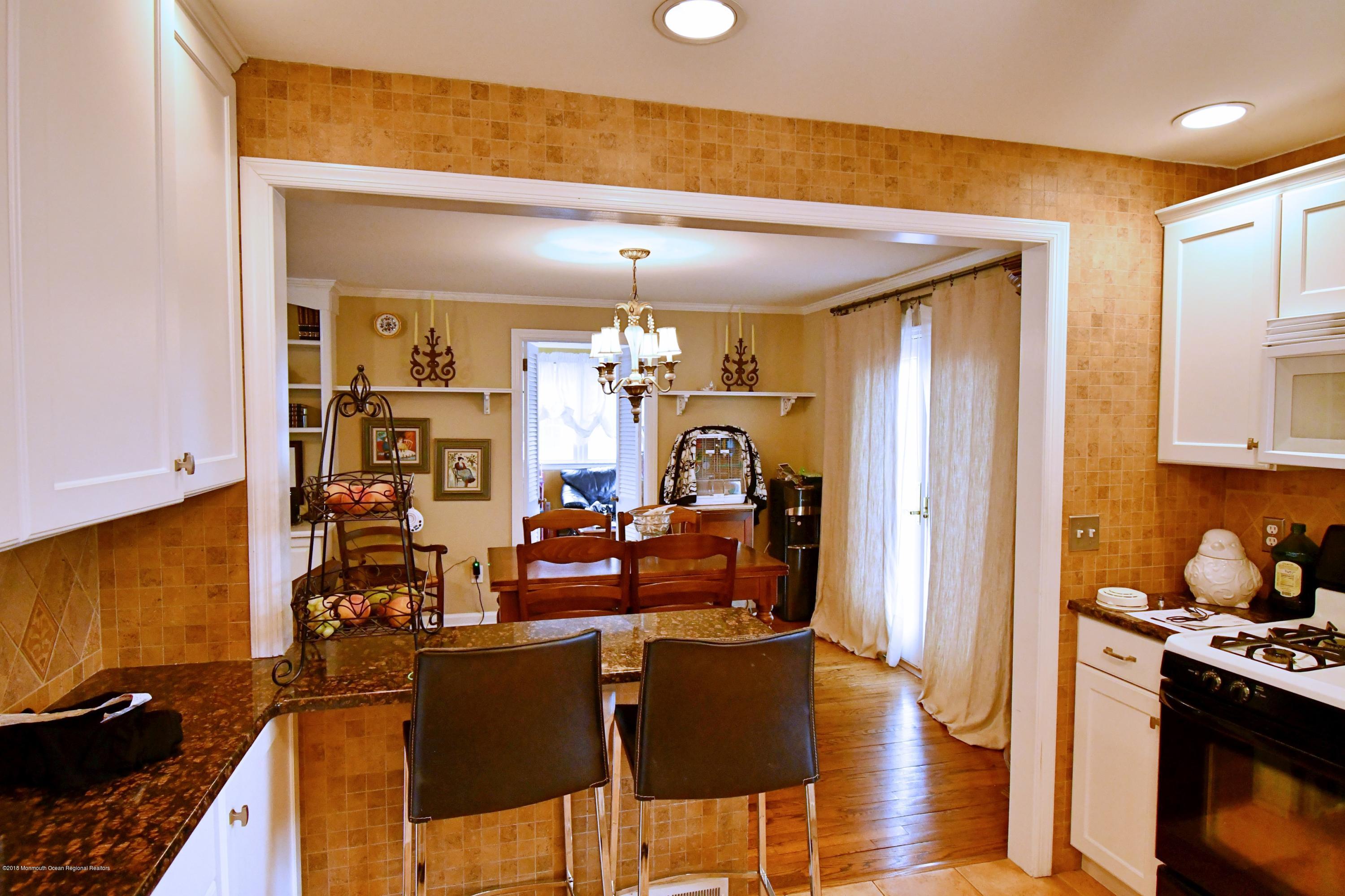 649 Oceanview Road Brielle, NJ 08730 - Photo 3 of 8 Kitchen 2