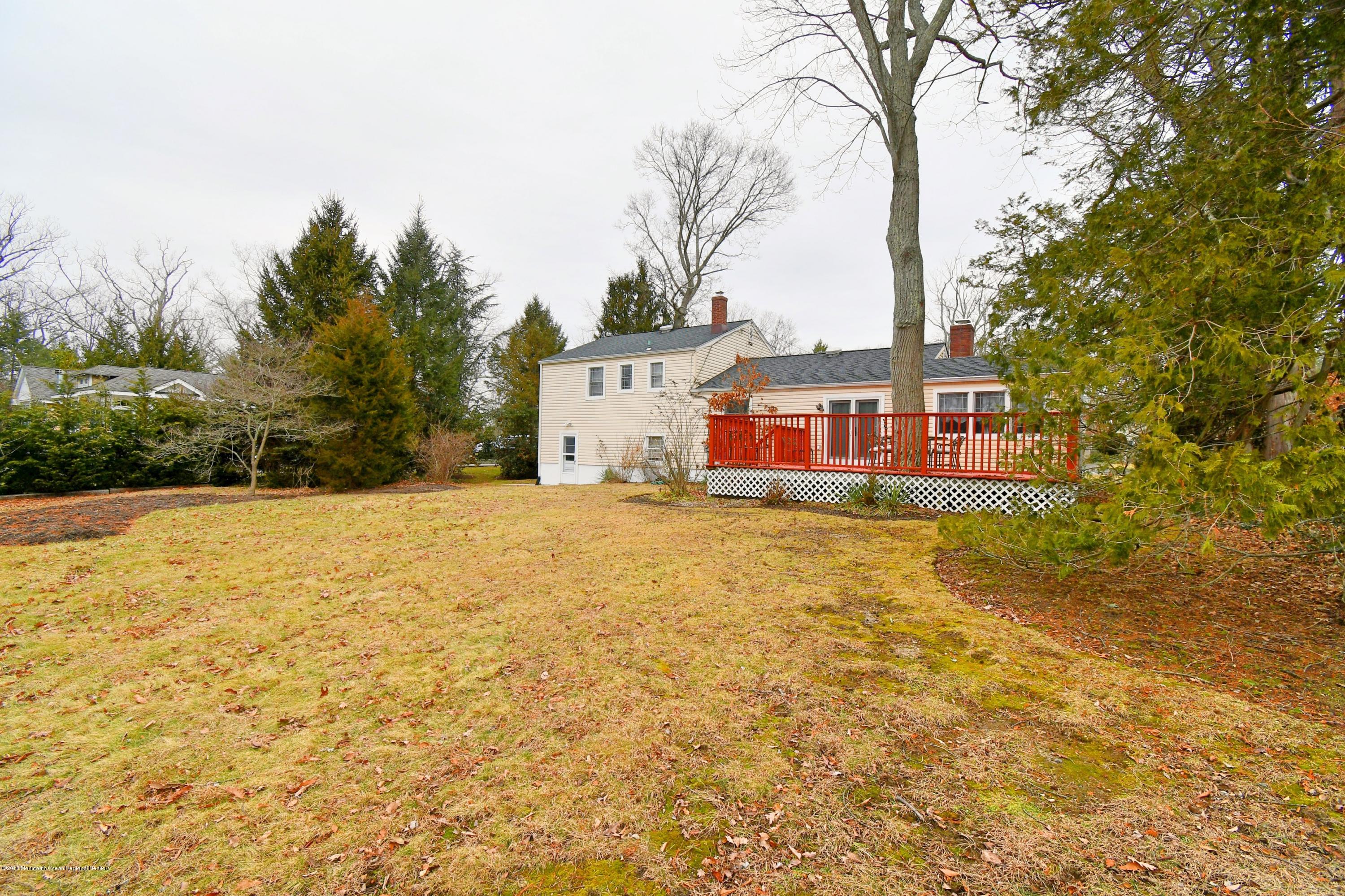 649 Oceanview Road Brielle, NJ 08730 - Photo 5 of 8 Back of House 1