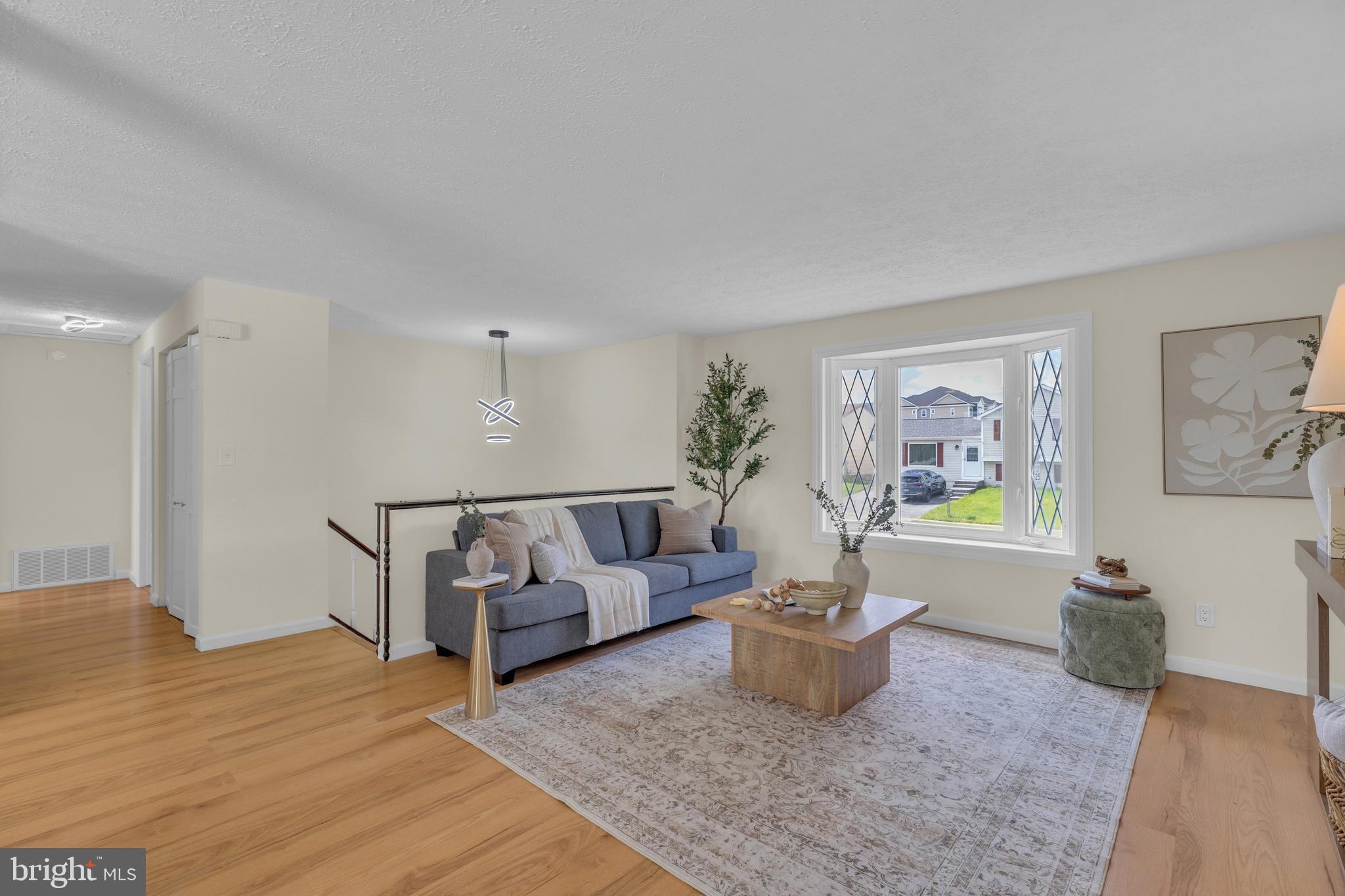 391 Prospect Boulevard Frederick, MD 21701 - Photo 4 of 37