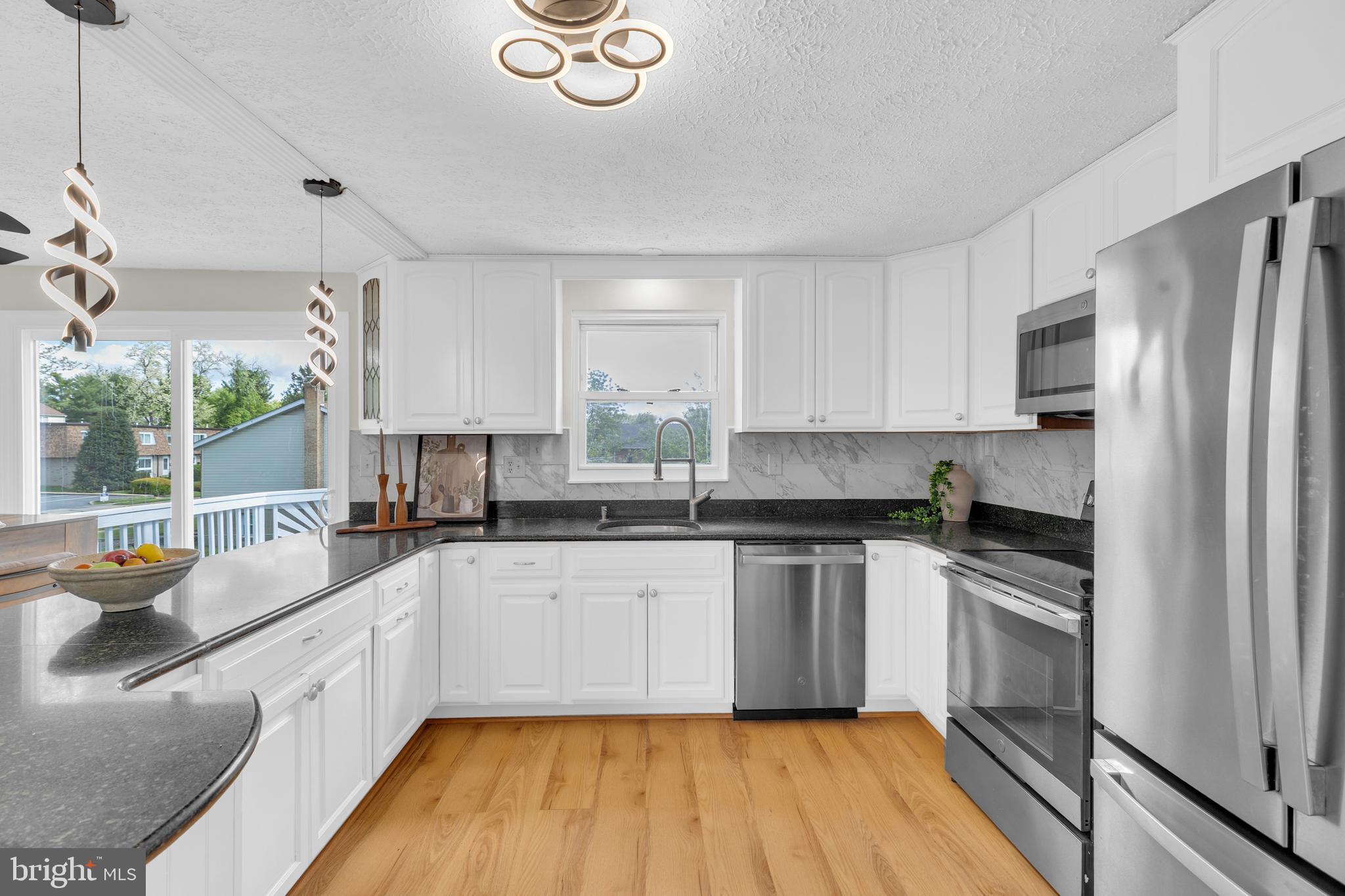 391 Prospect Boulevard Frederick, MD 21701 - Photo 10 of 37
