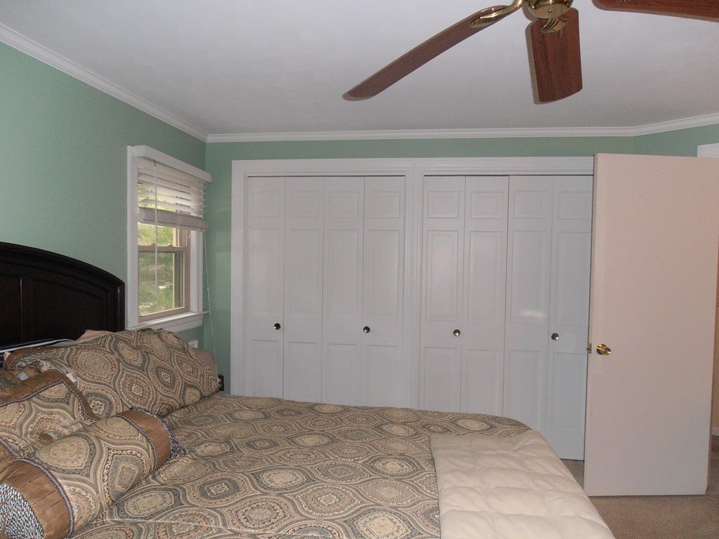 515 Forest Hills Road Springfield, MA 01128 - Photo 17 of 30