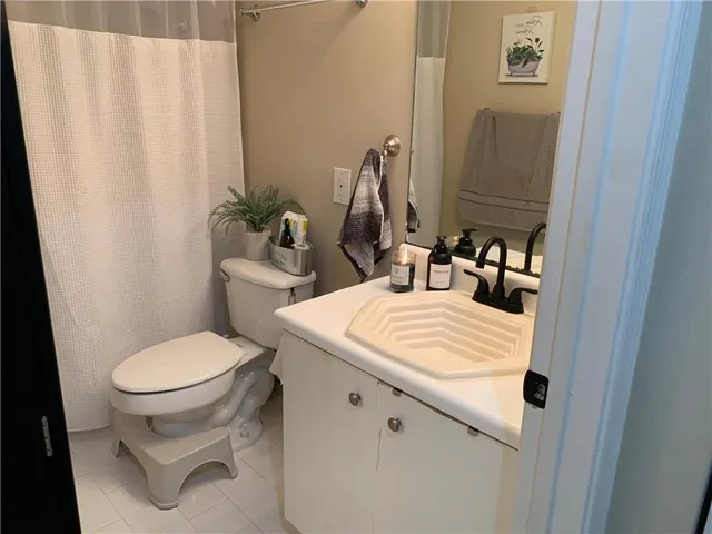 $2,850 | 3910 Northwest 90th Avenue, Fort Lauderdale, FL 33351