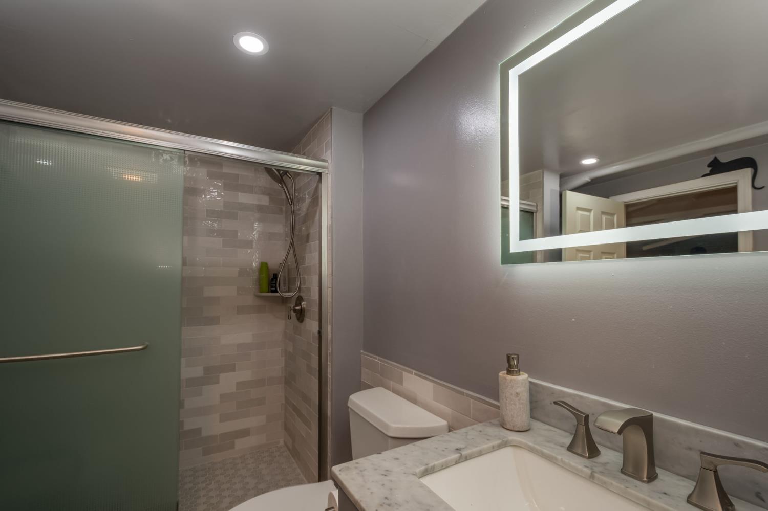 15663 Ojai Road Santa Paula, CA 93060 - Photo 23 of 47 a bathroom with a sink and toilet