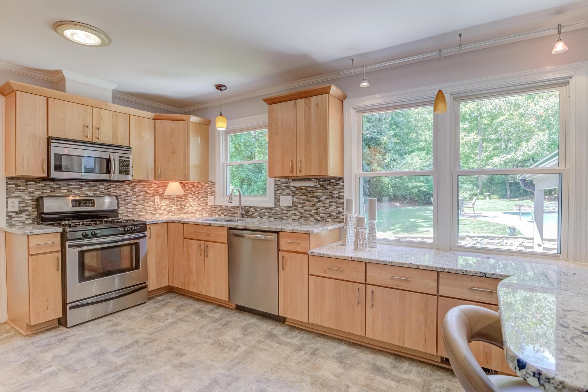 6417 Rockrest Court Raleigh, NC 27612 - Photo 15 of 56 Kitchen