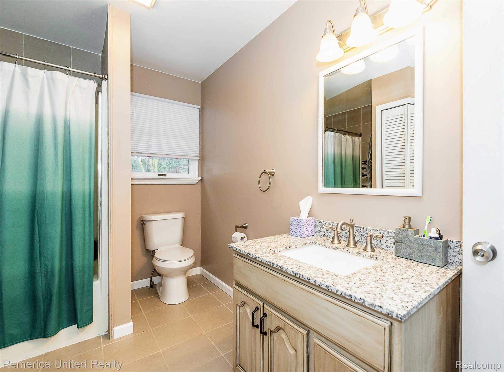 15466 Seymour Road Linden, MI 48451 - Photo 28 of 40 DSC_8810.jpg