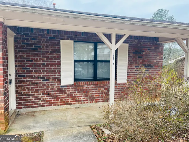 $1,350 | 1075 Eastview Road Northeast, Unit A, Conyers, GA 30012