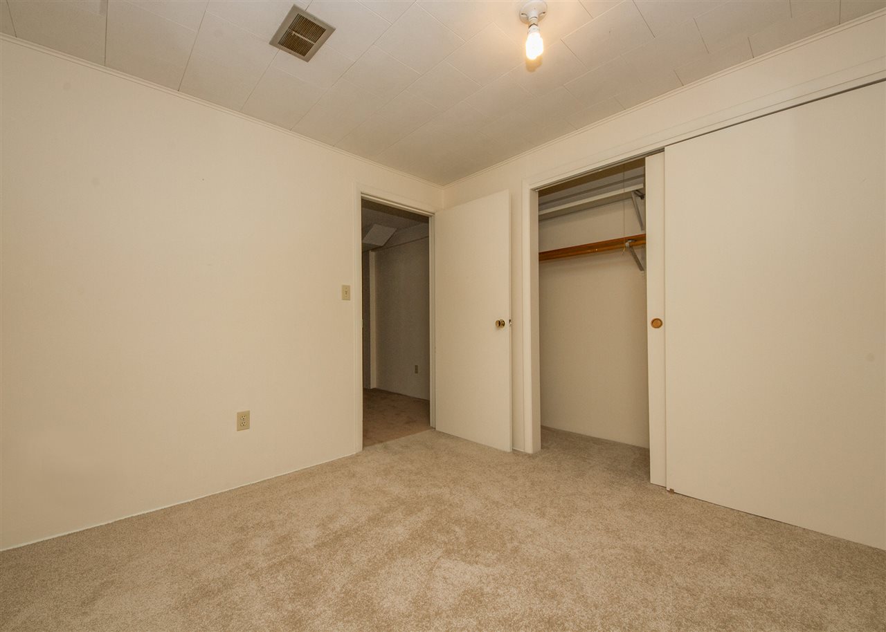 416 Westerfield Road Davenport, IA 52806 - Photo 17 of 24 Gallery Image 17