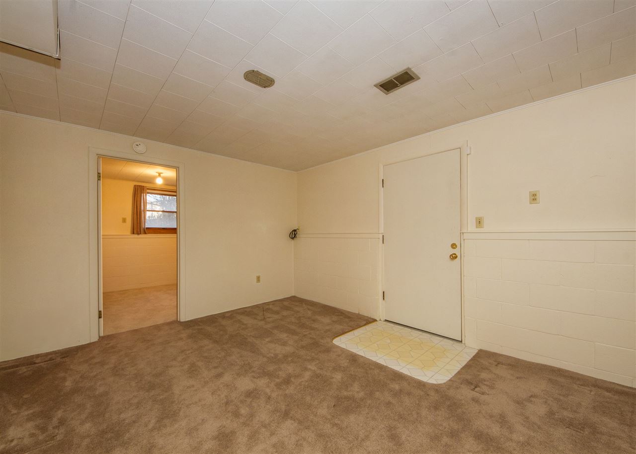 416 Westerfield Road Davenport, IA 52806 - Photo 19 of 24 Gallery Image 19