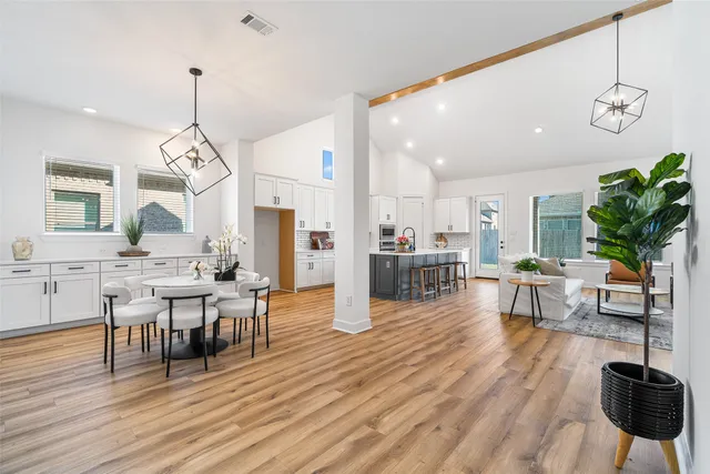 $475,000 | 15240 Hemingway Heights Drive, Conroe, TX 77302