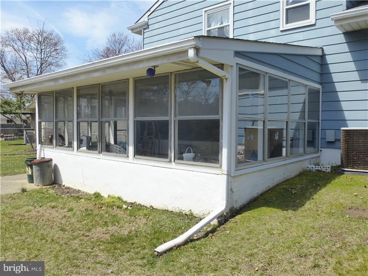 30 Sun Valley Road Hamilton Square, NJ 08690 - Photo 22 of 25 Sun Room