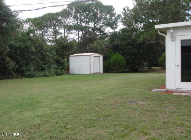 914 Cherokee Road Southeast Palm Bay, FL 32909 - Photo 35 of 36 Large back yard