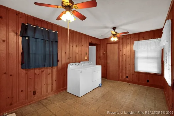 a view of a storage & utility room