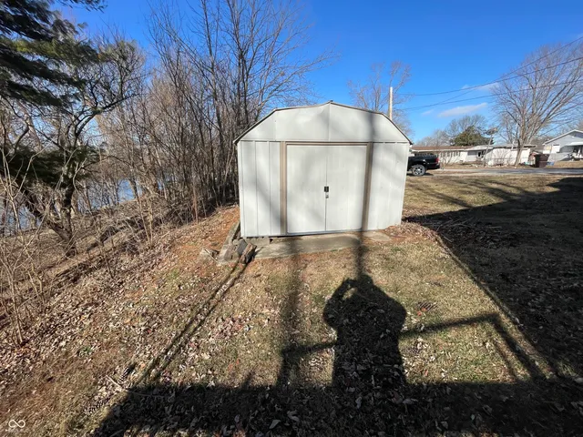 $129,900 | 143 Water Street, Montezuma, IN 47862