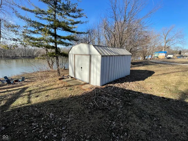 $129,900 | 143 Water Street, Montezuma, IN 47862