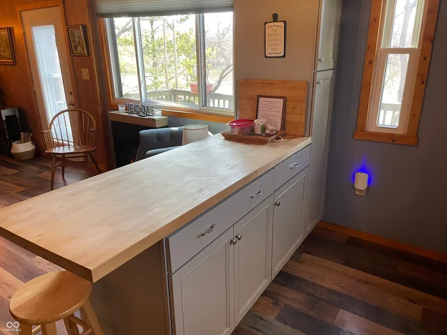 $129,900 | 143 Water Street, Montezuma, IN 47862