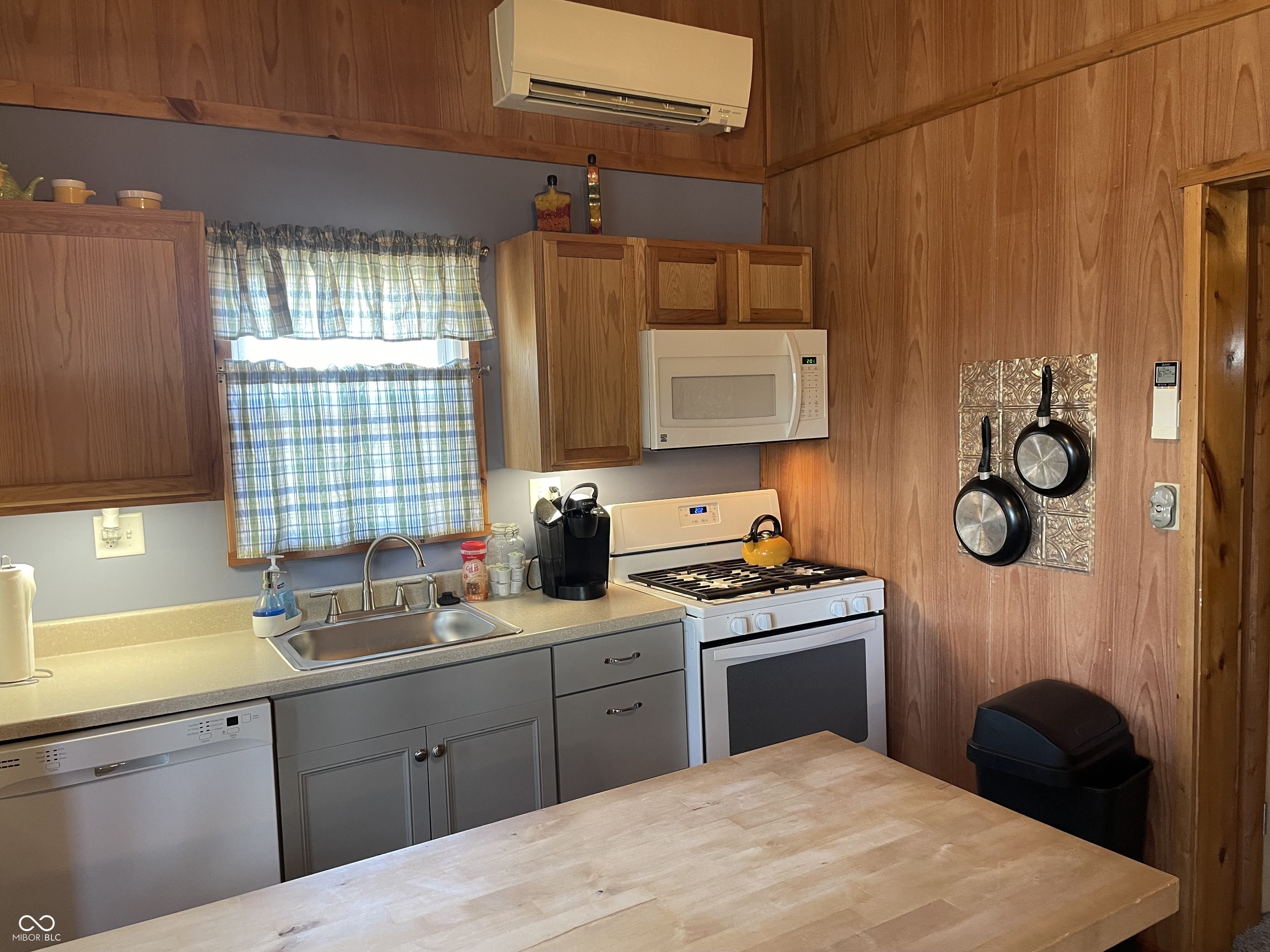 143 Water Street Montezuma, IN 47862 - Photo 30 of 52