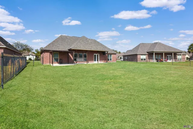 $2,500 | 39405 Oceanview Avenue, Prairieville, LA 70769