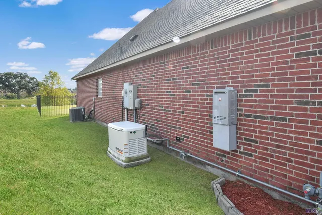 $2,500 | 39405 Oceanview Avenue, Prairieville, LA 70769