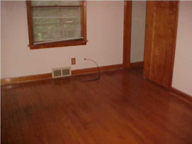 11409 Deering Road Louisville, KY 40272 - Photo 3 of 11 Additional Photo