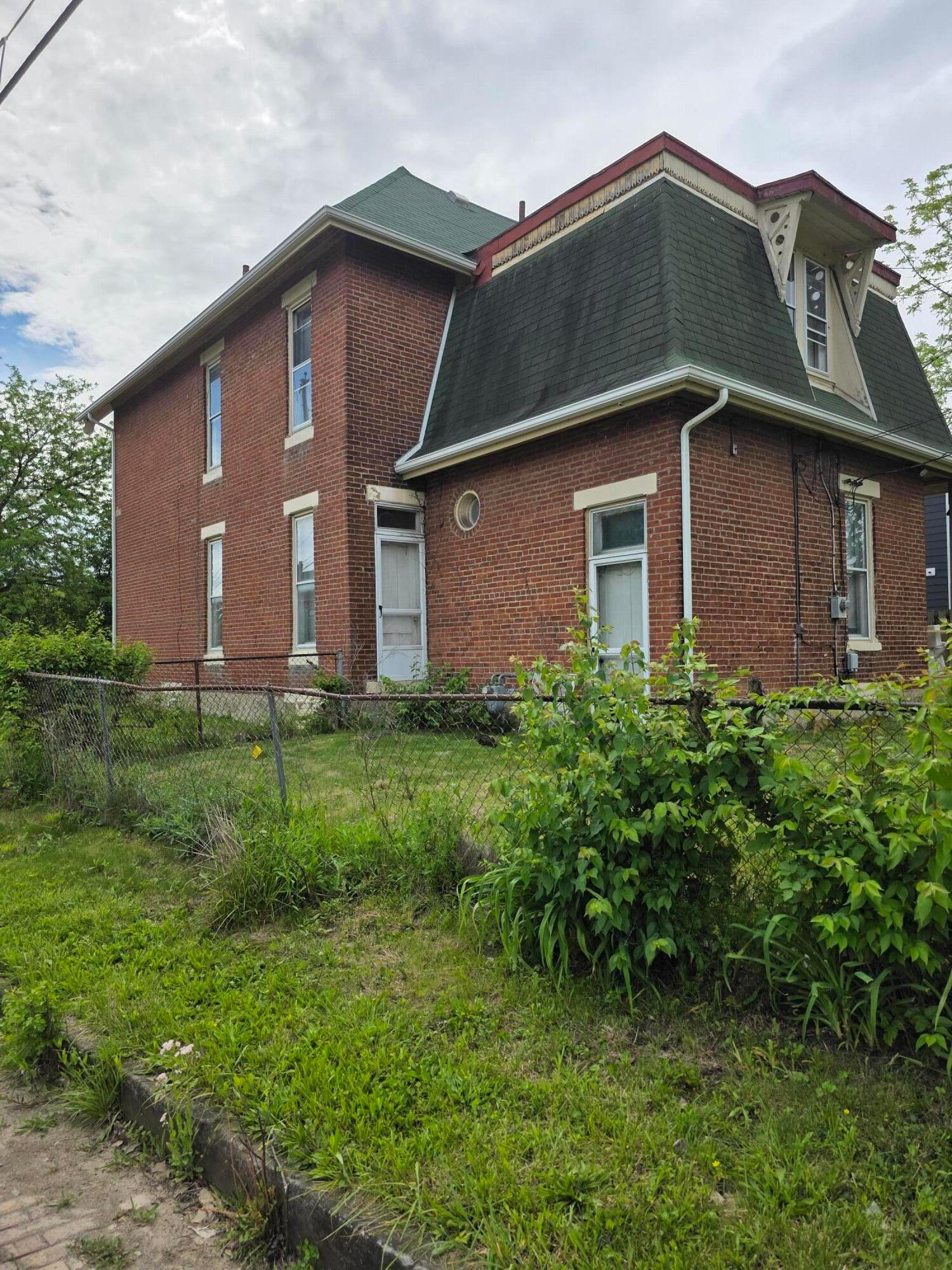 195 North Monroe Avenue Columbus, OH 43203 - Photo 14 of 14 rear view 2