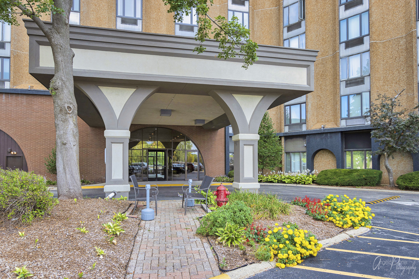 1 Renaissance Place, Unit 1100 Palatine, IL 60067 - Photo 19 of 28 a front view of a house with garden
