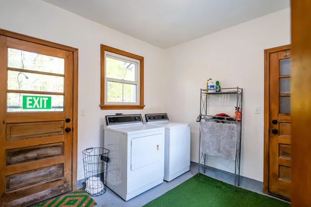 $575,000 | 212 North Maple Street, Saugatuck, MI 49453