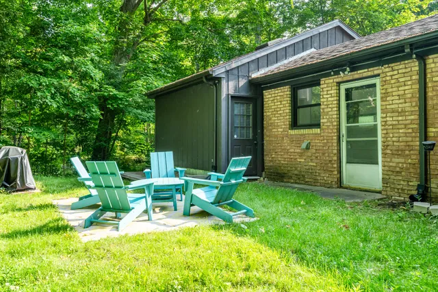 $575,000 | 212 North Maple Street, Saugatuck, MI 49453