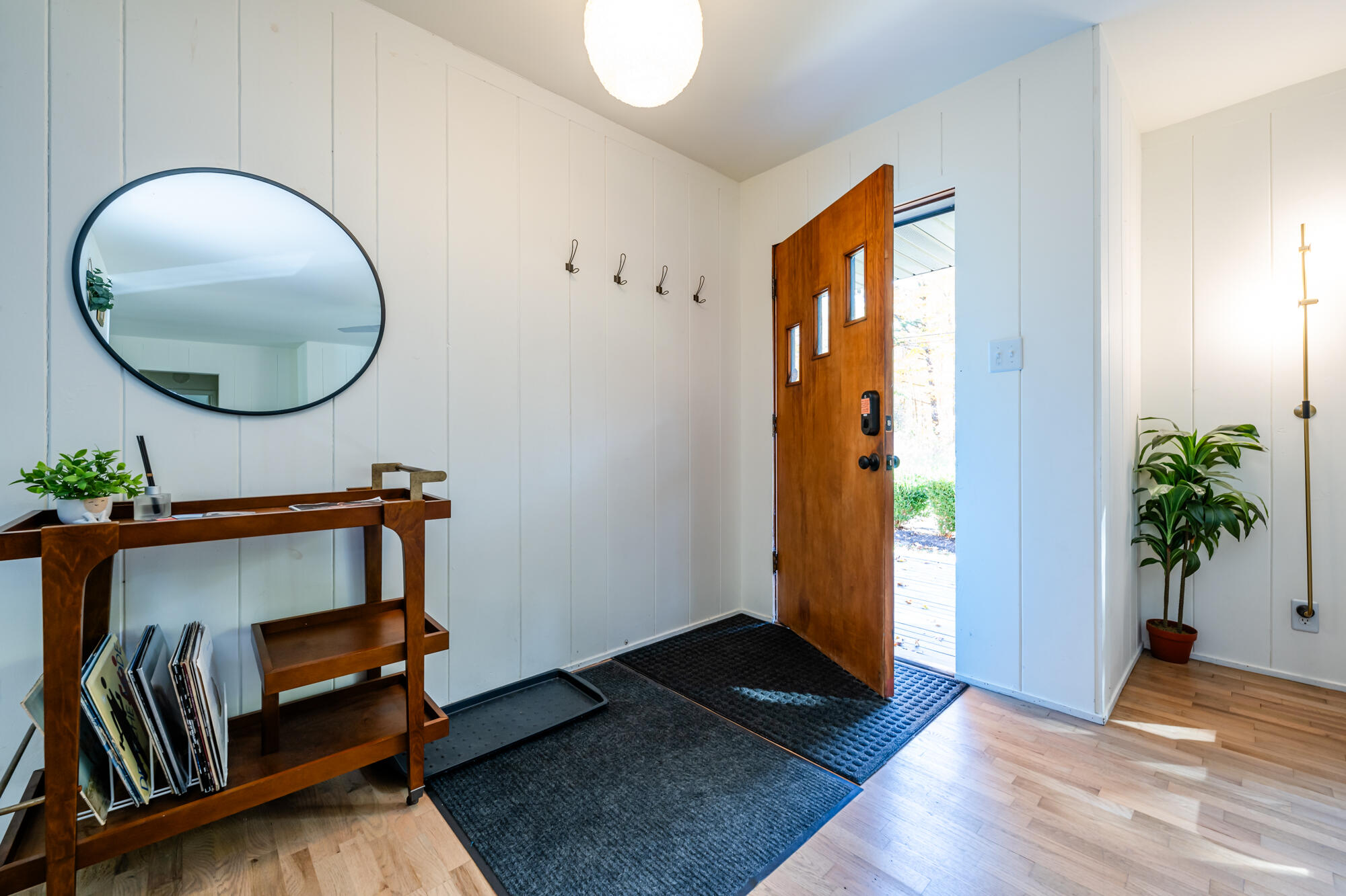 212 North Maple Street Saugatuck, MI 49453 - Photo 3 of 30 Maple-105