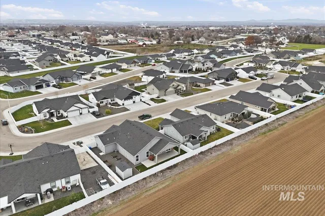 $480,000 | 444 Blacksmith Avenue, Fruitland, ID 83619