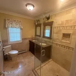 $3,200 | 2 Hillview Road, Colonie, NY 12211