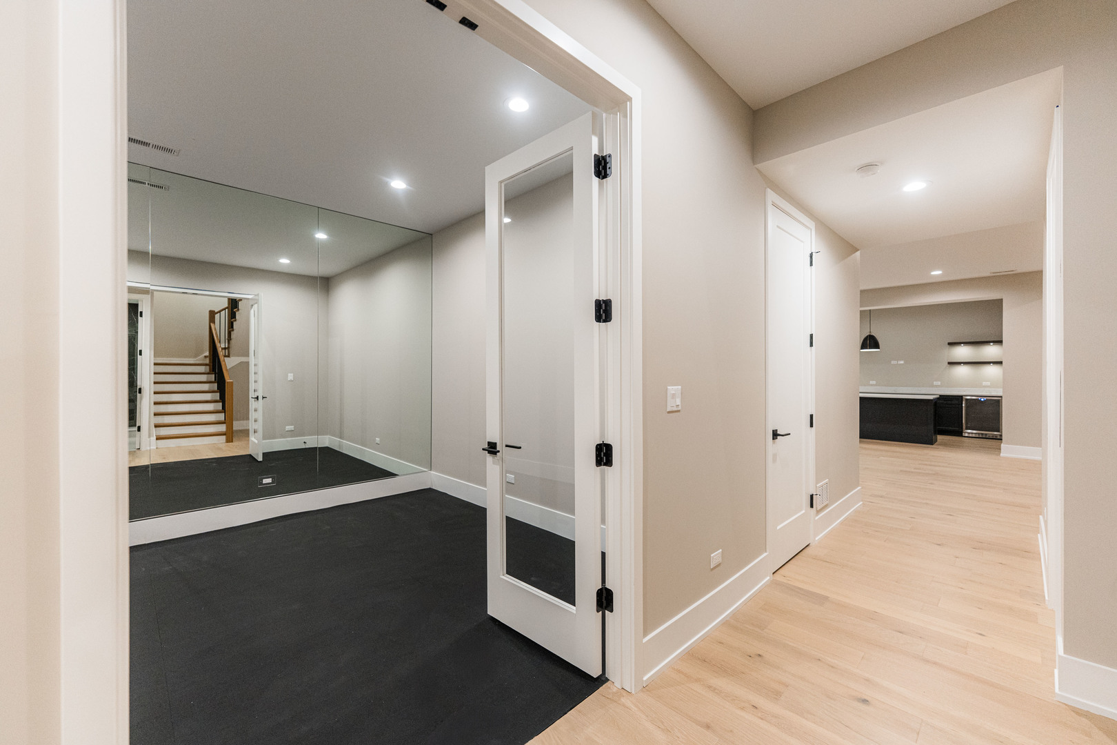 274 East Crescent Avenue Elmhurst, IL 60126 - Photo 17 of 22 a hallway with a large mirror