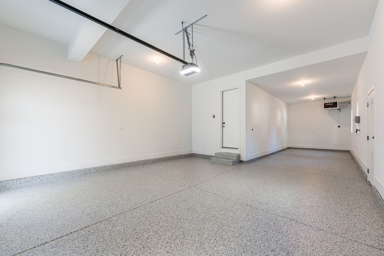 274 East Crescent Avenue Elmhurst, IL 60126 - Photo 21 of 22 a view of a room with white walls