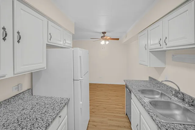 $140,000 | 10510 Parkside Avenue, Unit 1, Chicago Ridge, IL 60415