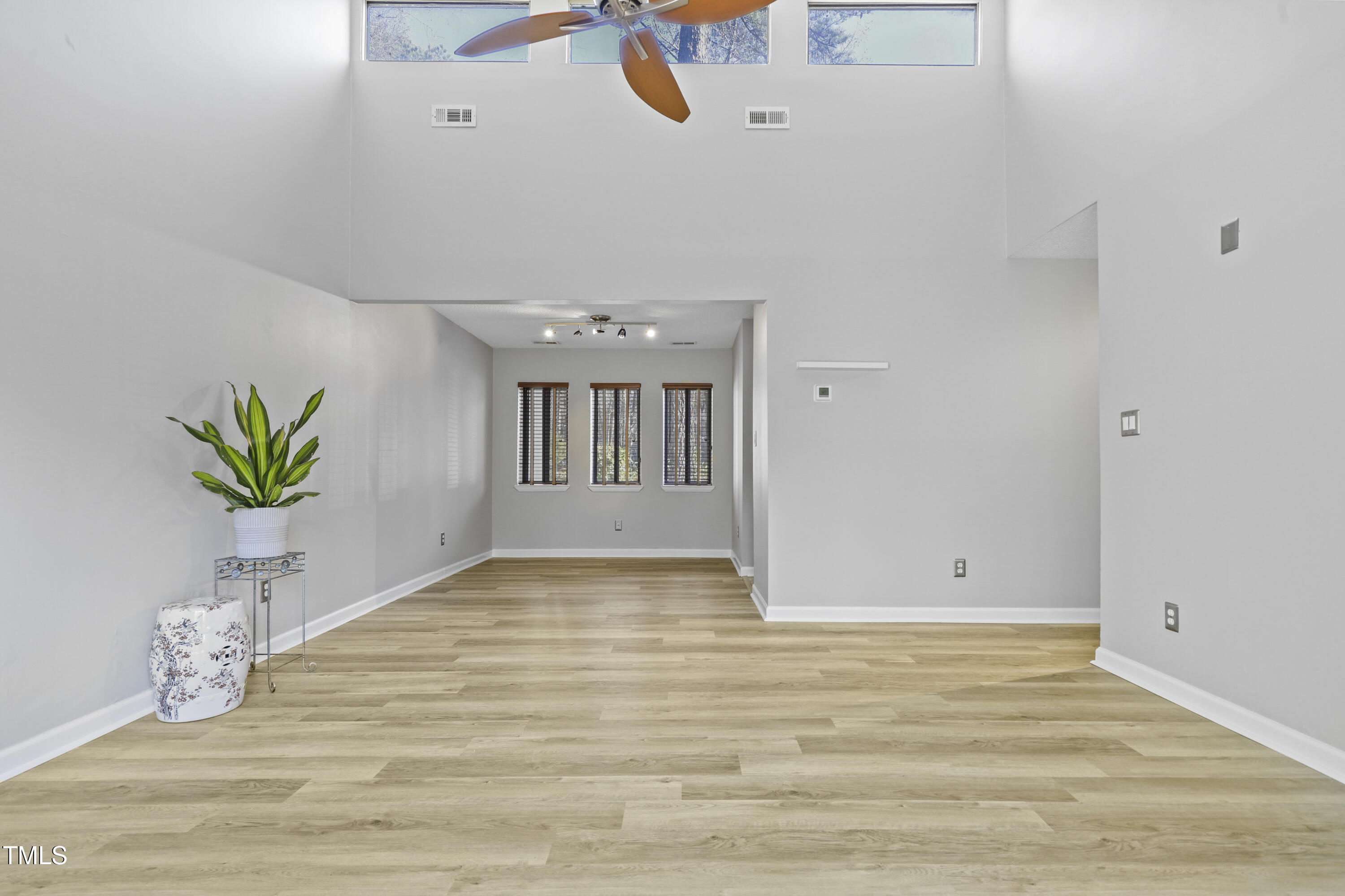 5921 Farm Gate Road Raleigh, NC 27606 - Photo 6 of 27 8