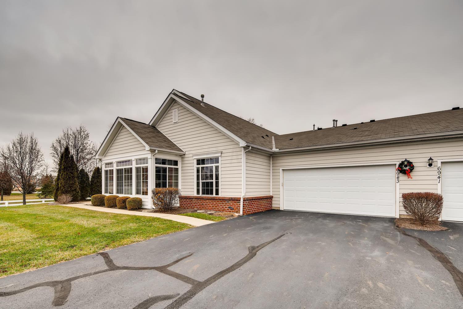 6943 Rothwell Street, Unit 26943 New Albany, OH 43054 - Photo 4 of 29