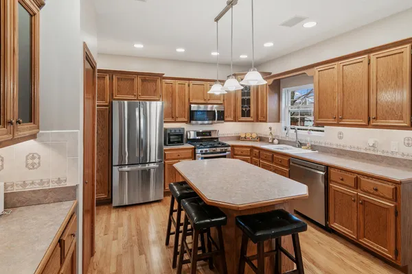 $574,700 | 24027 Douglas Drive, Plainfield, IL 60585