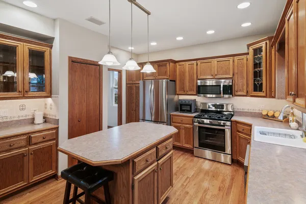 $574,700 | 24027 Douglas Drive, Plainfield, IL 60585