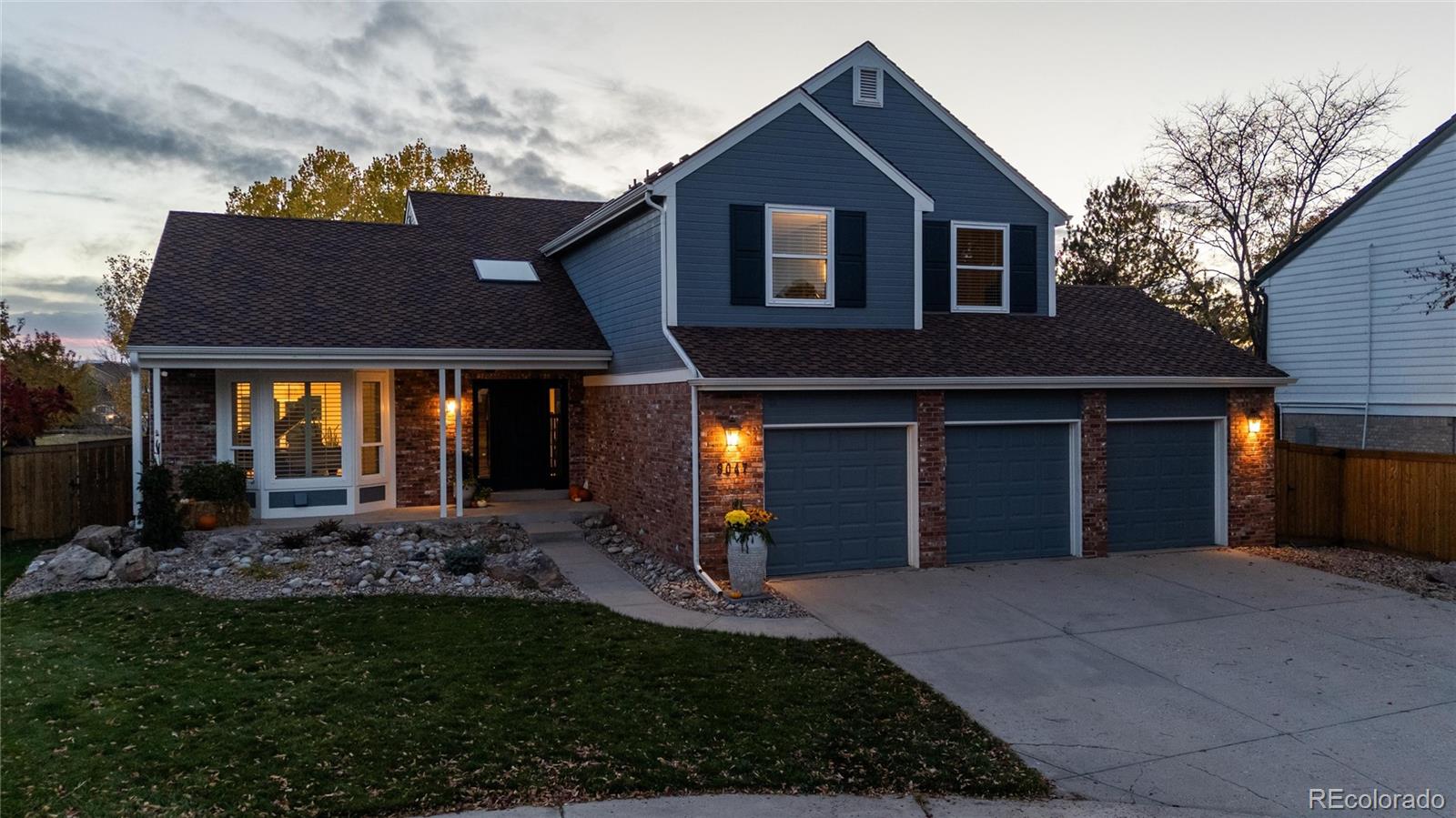 9047 Mountain Laurel Way Highlands Ranch, CO 80126 - Photo 7 of 23