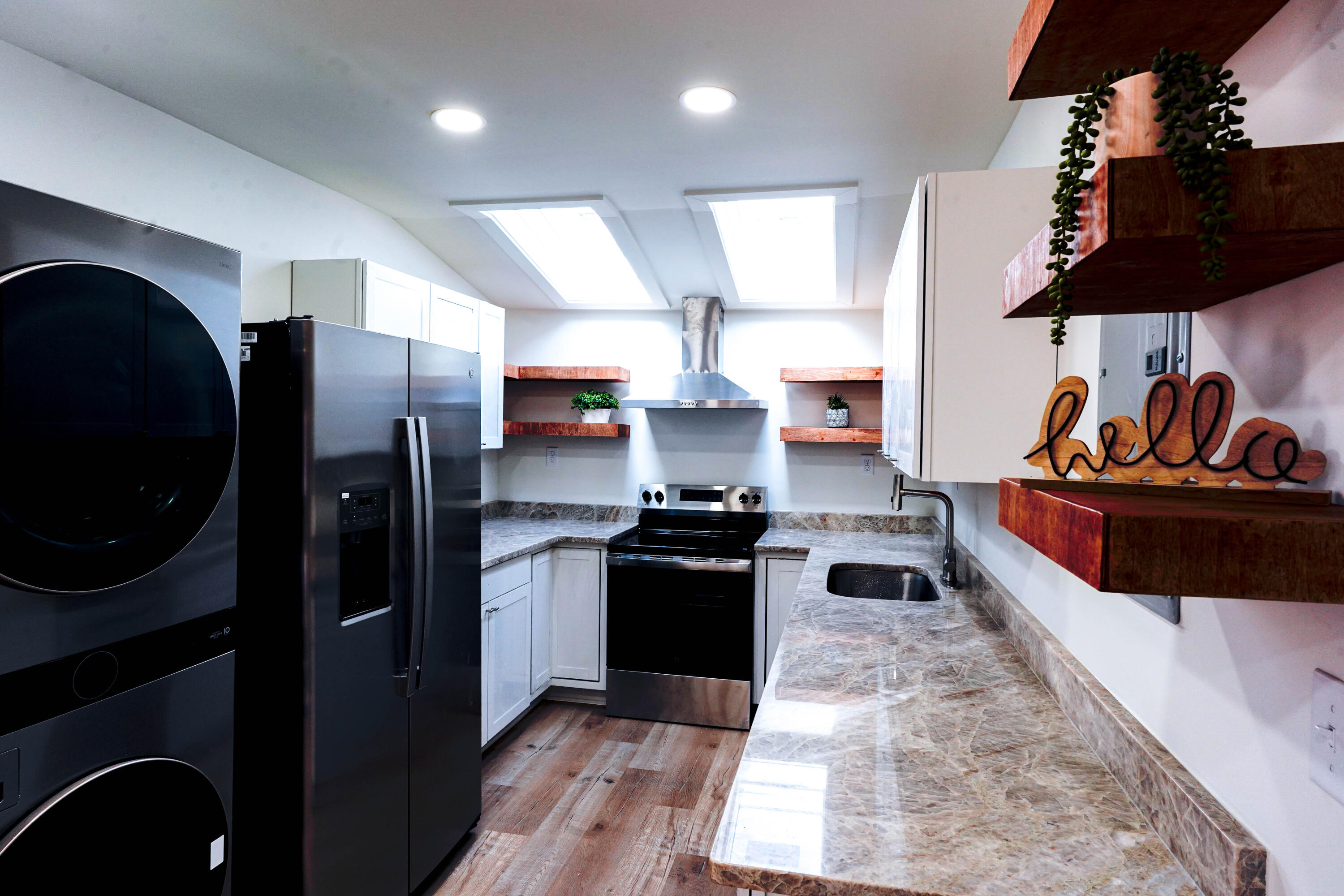 2003 Jackson Street Chattanooga, TN 37404 - Photo 7 of 21 Welcome Home!